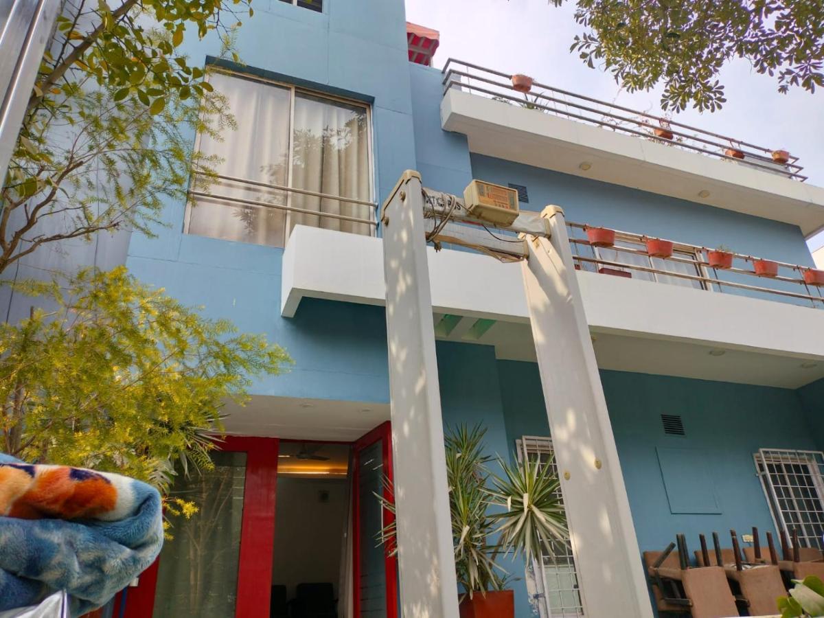 Divine Inn Couple Friendly Hotel Near Sector 51 Metro Station Noida Bagian luar foto